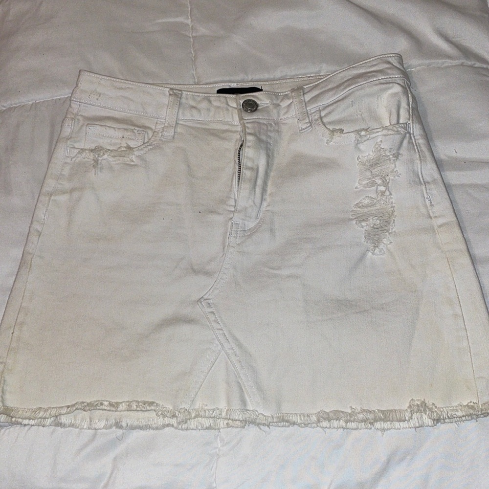 white jean skirt